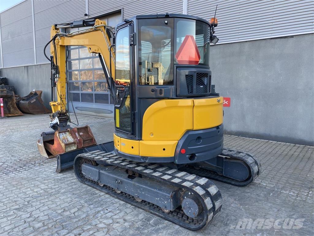 Yanmar VIO50-6 Hjulgrävare