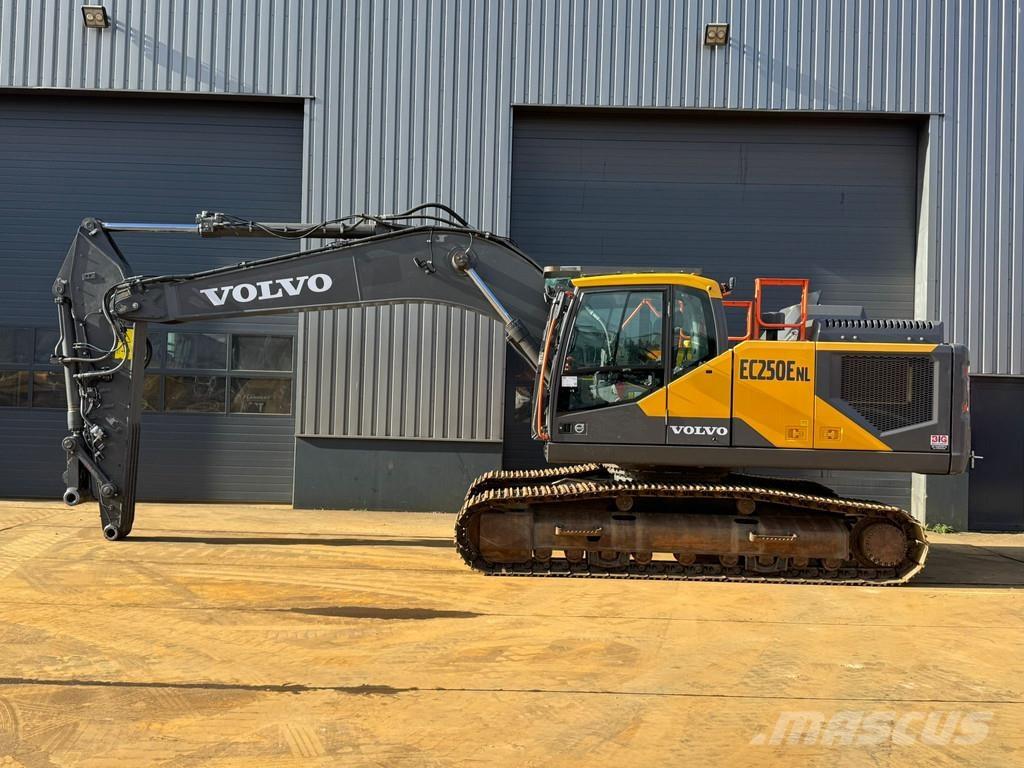 Volvo EC250ENL Bandgrävare