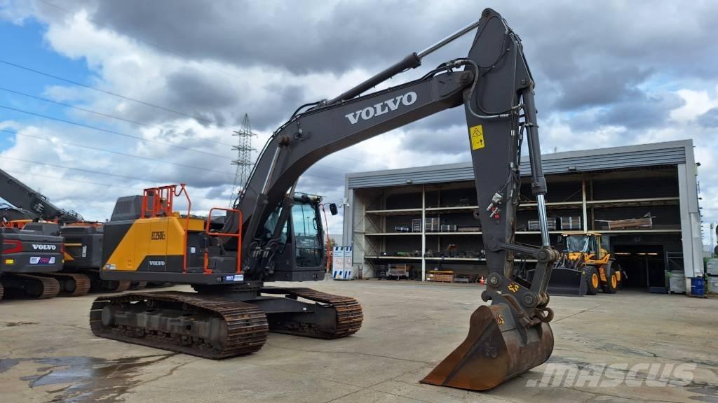 Volvo EC 250 EL Bandgrävare