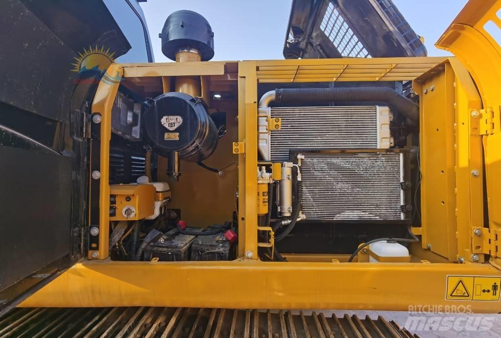 CAT 320 D L Bandgrävare