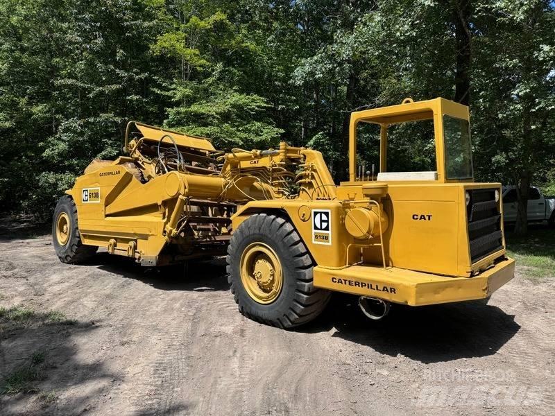 CAT 613 B Schaktvagnar