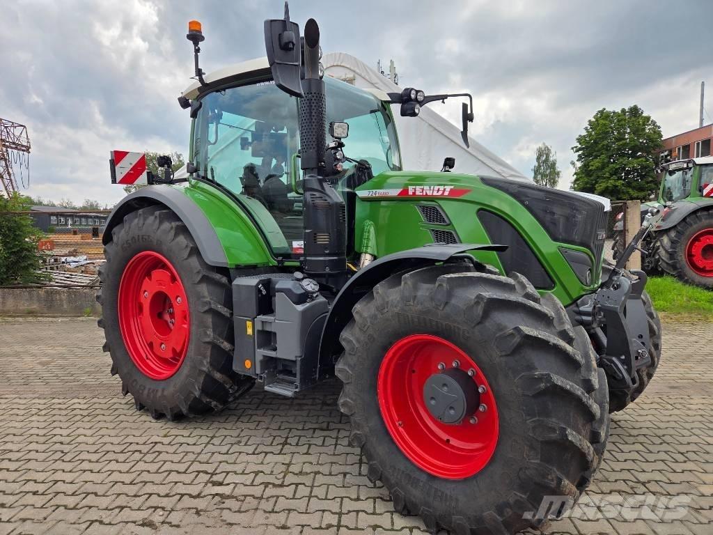 Fendt 724 Vario Traktorer