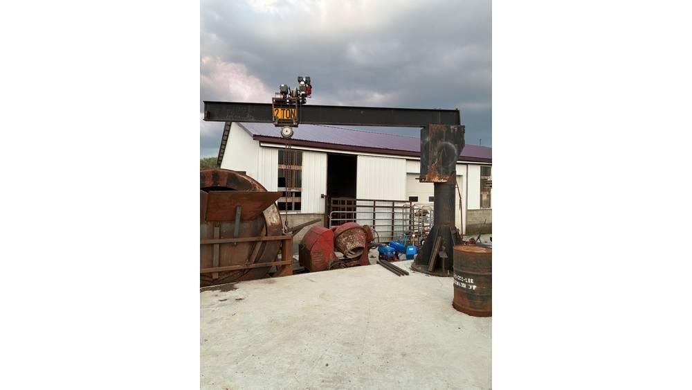  Crane and Winch Travers- och bockkranar