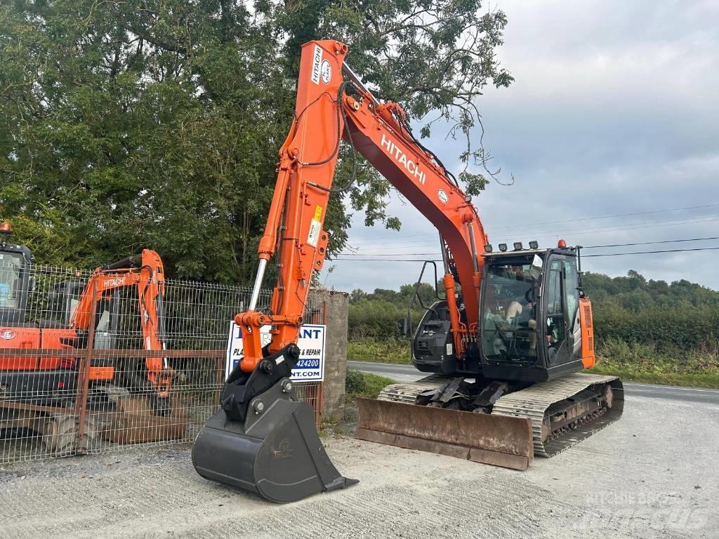 Hitachi ZX 135 US-6 Bandgrävare