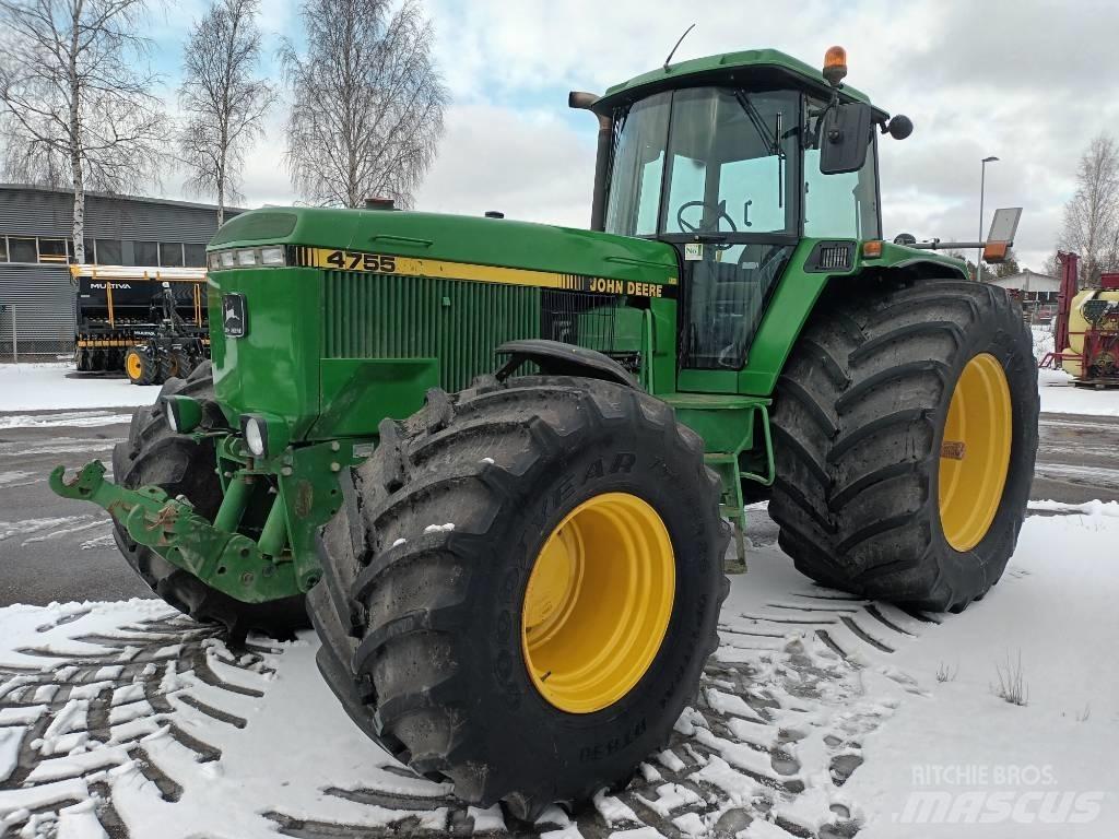John Deere 4755 Traktorer