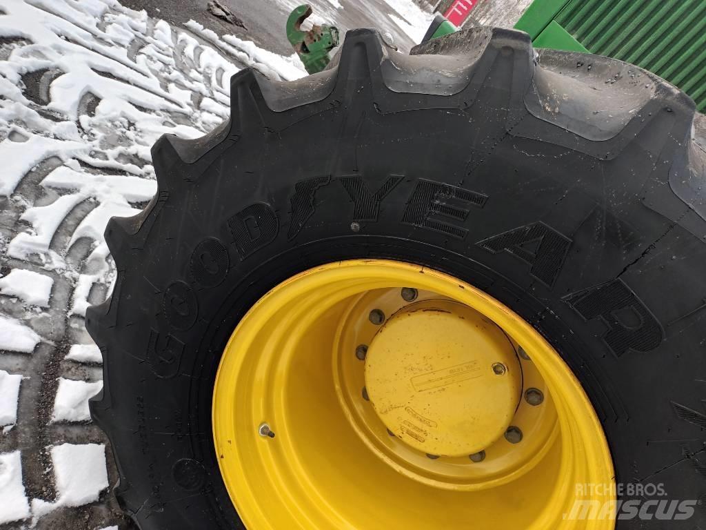 John Deere 4755 Traktorer