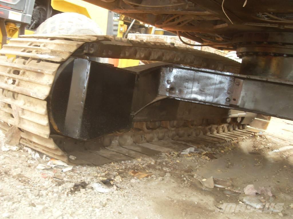 Hitachi EX 200-1 Bandgrävare