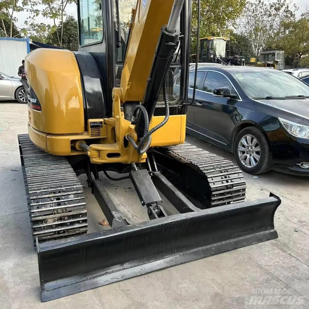CAT 304 C CR Minigrävare < 7t