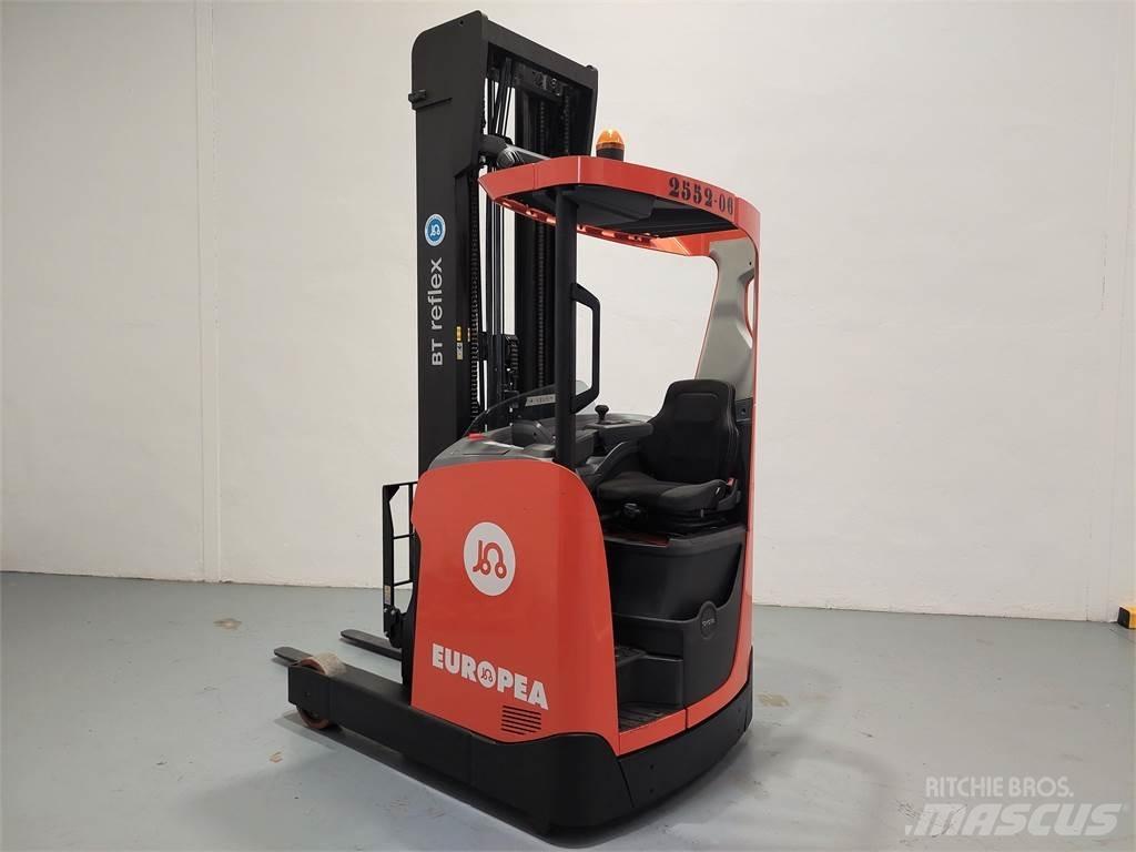 BT RRE 140 HC Skjutstativtruck