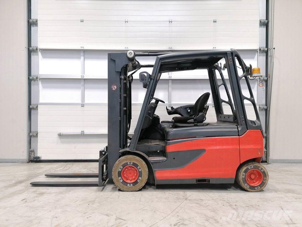 Linde E25L-01 Elmotviktstruckar
