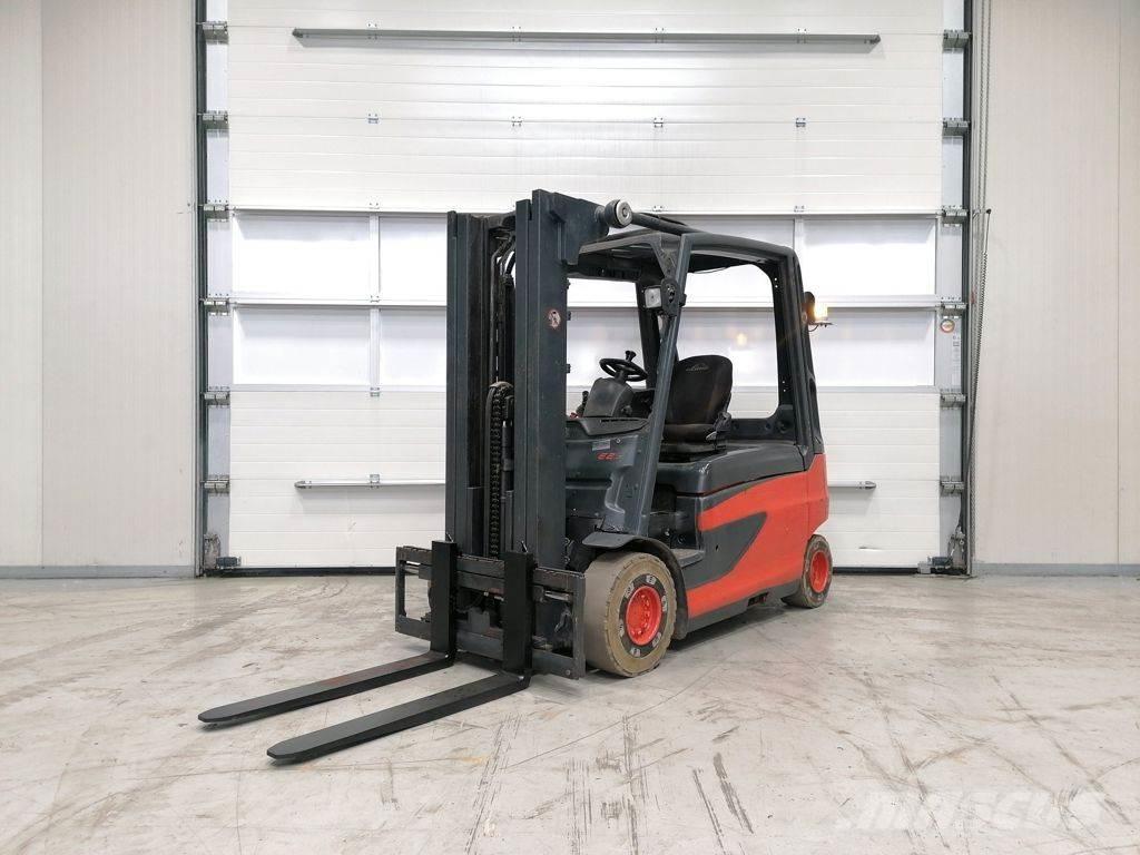 Linde E25L-01 Elmotviktstruckar