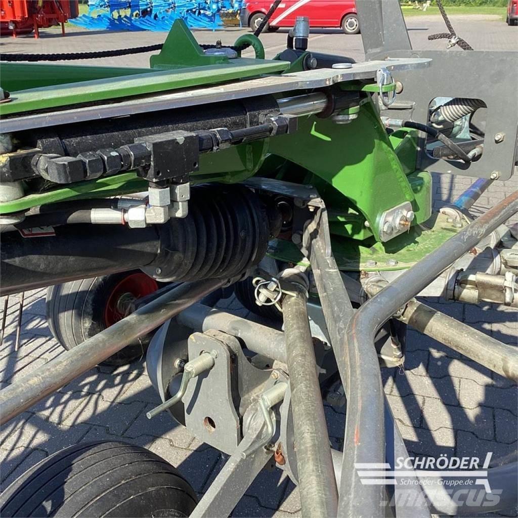 Fendt FORMER 1502 Strängläggare