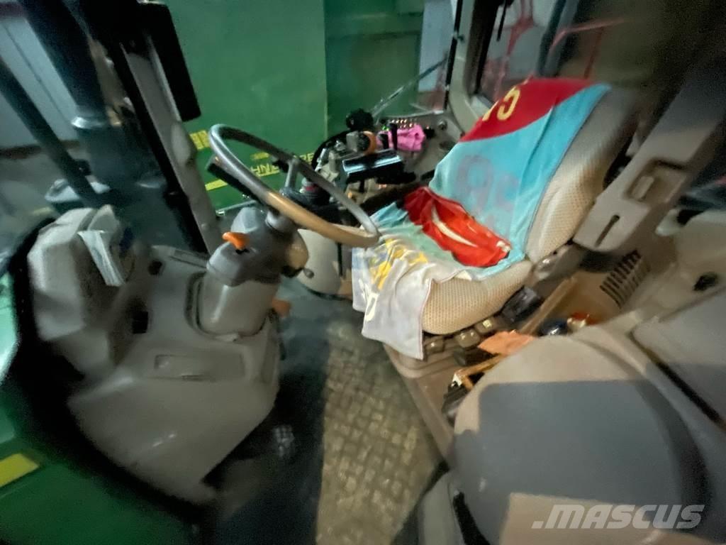 John Deere 6100 M Traktorer