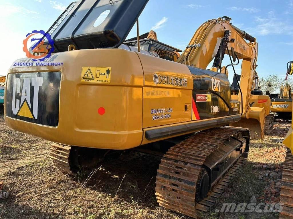 CAT 330 D2 LC Bandgrävare