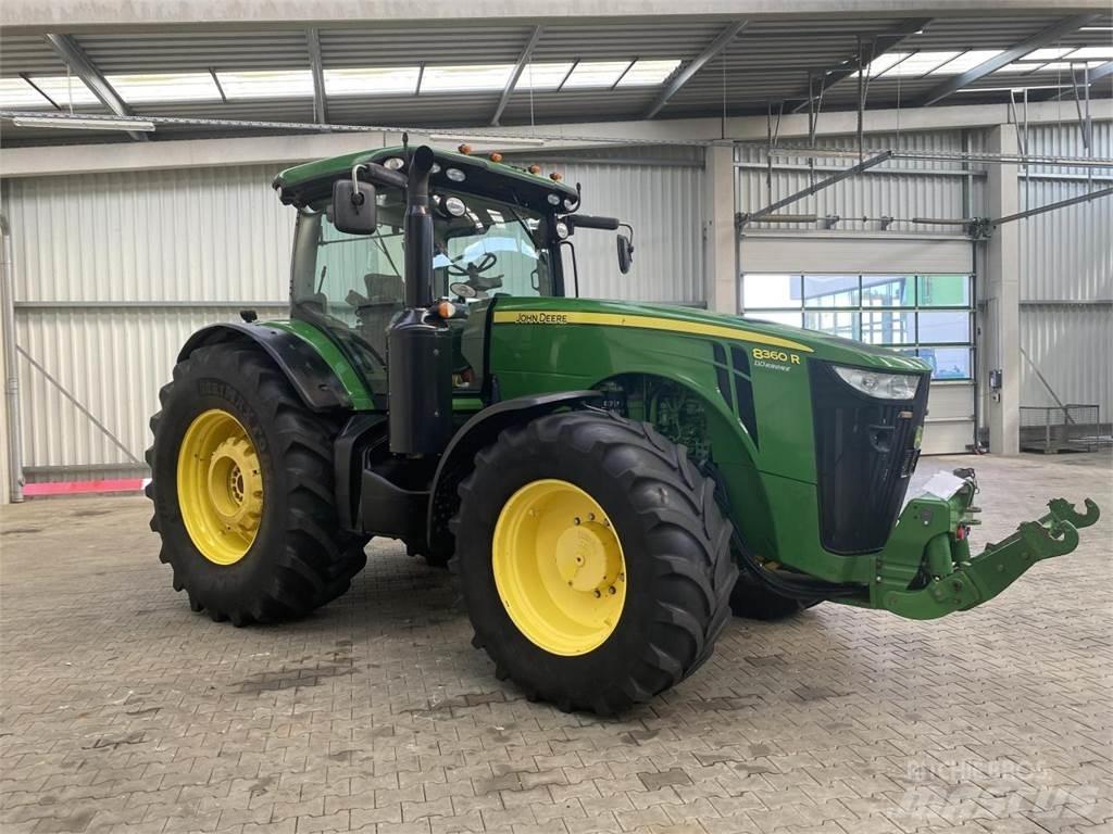 John Deere 8360R Traktorer