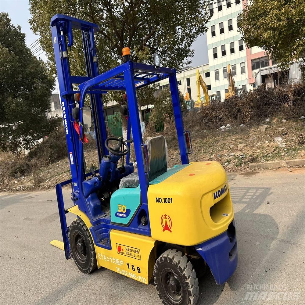 Komatsu FD30-14 Dieselmotviktstruckar