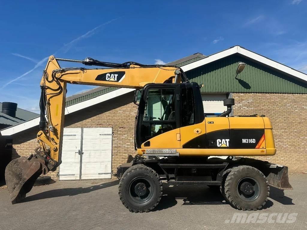 CAT M316D Hjulgrävare