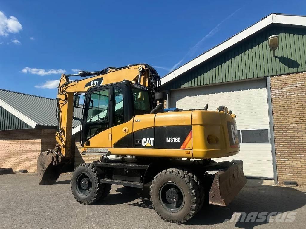 CAT M316D Hjulgrävare