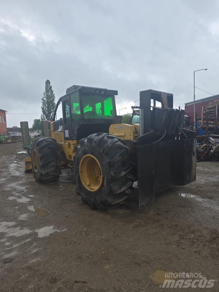 CAT 525 C Lunnare