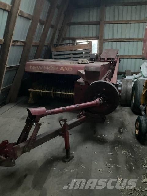 New Holland Hayliner Fyrkantspressar
