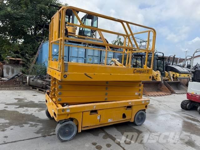 Haulotte Compact 12 Saxliftar