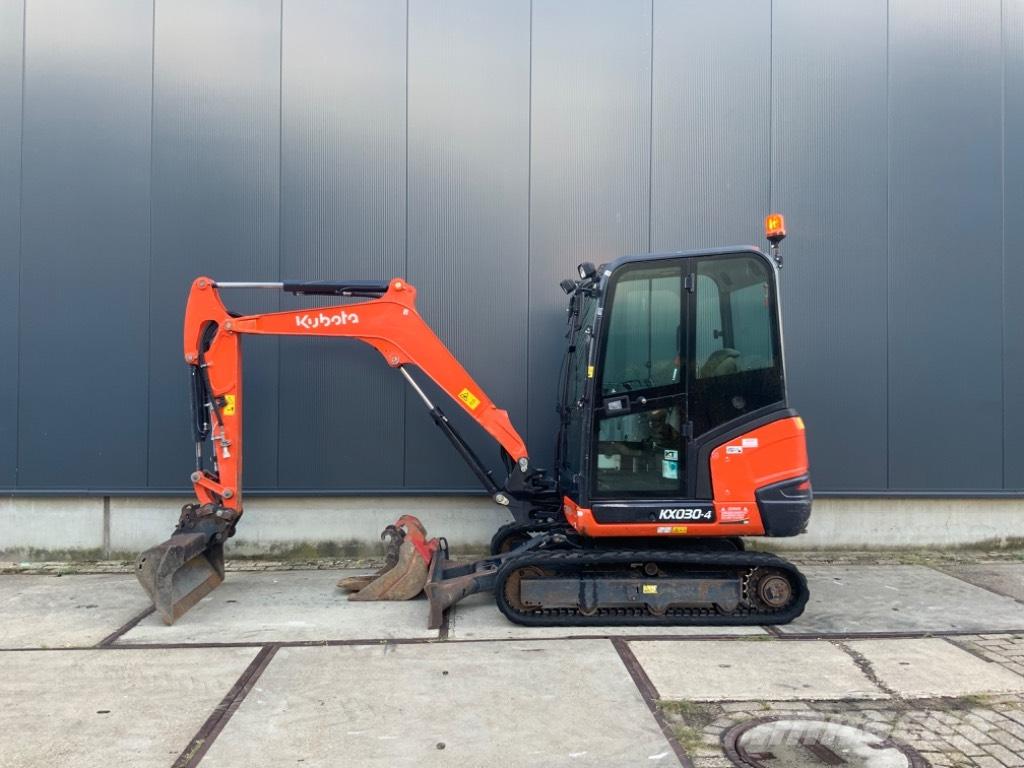 Kubota KX 030-4 Minigrävare < 7t