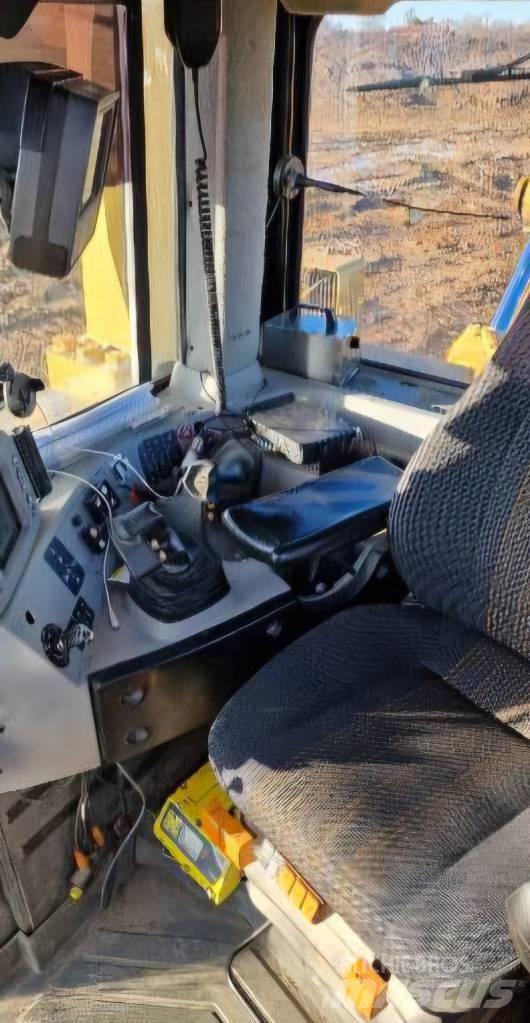 CAT D 8 T Bandschaktare