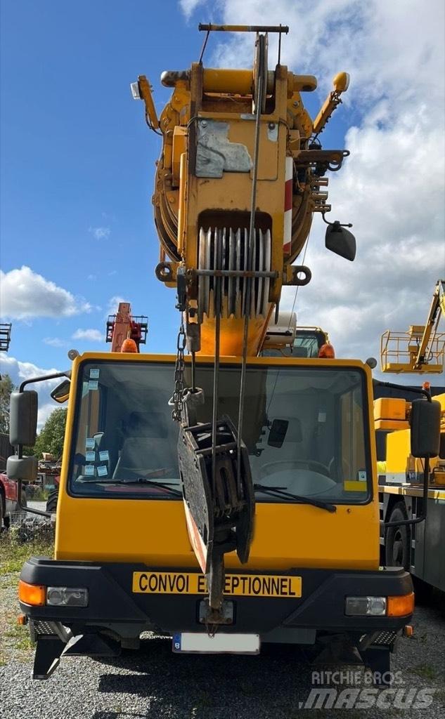 Liebherr LTM 1030-2 Terrängkranar (Grov terräng)