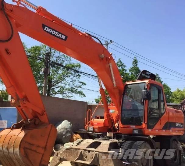 Doosan DH210W\ Hjulgrävare