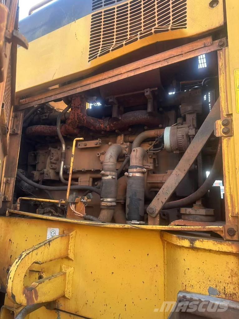 Komatsu WA 600-6 Hjullastare