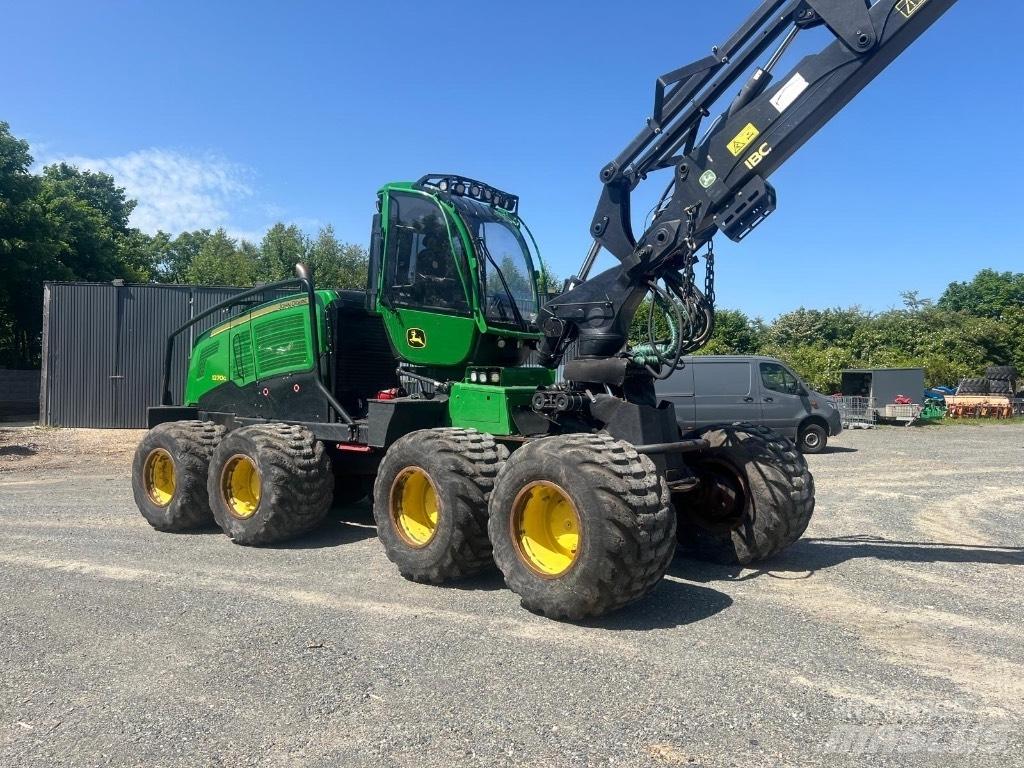 John Deere 1270 G Skördare