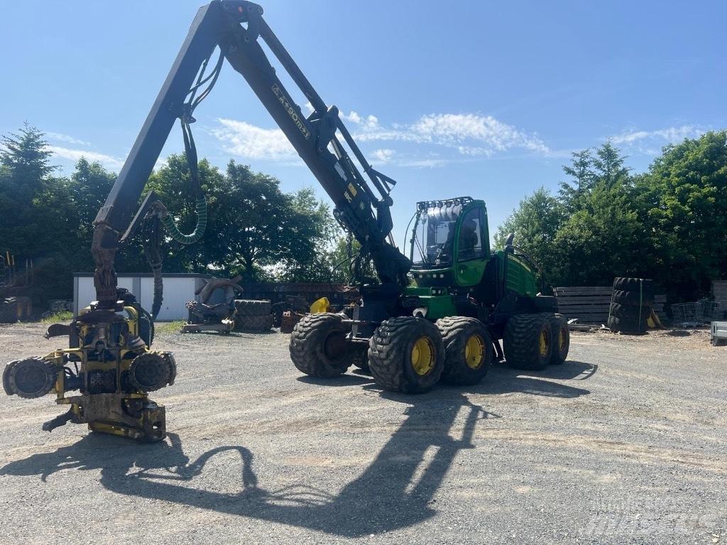 John Deere 1270 G Skördare
