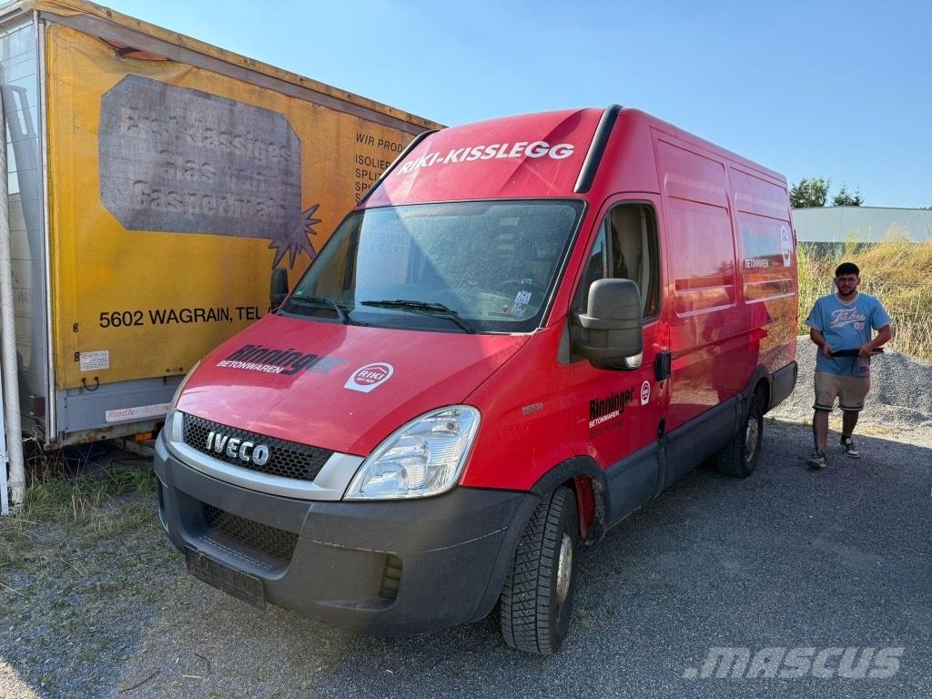 Iveco Daily 35 S14 Lätta skåpbilar