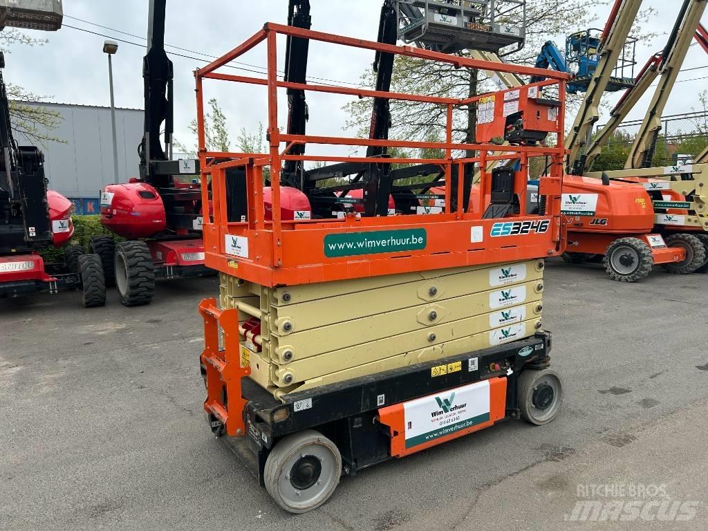JLG 3246 ES Saxliftar