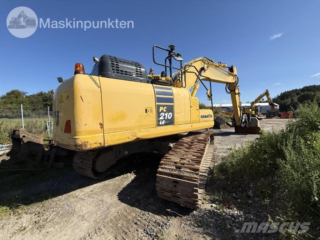 Komatsu PC 210 LC-11 Bandgrävare