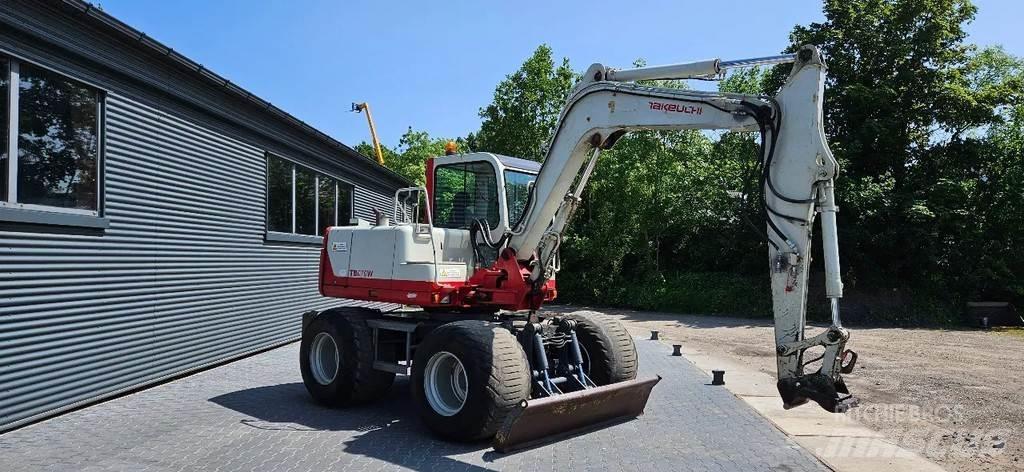 Takeuchi TB070 W Midigrävmaskiner 7t - 12t