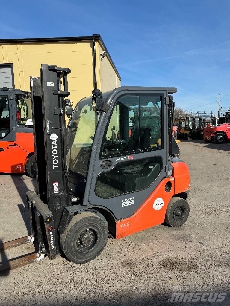 Toyota 52-8FDF25 Dieselmotviktstruckar