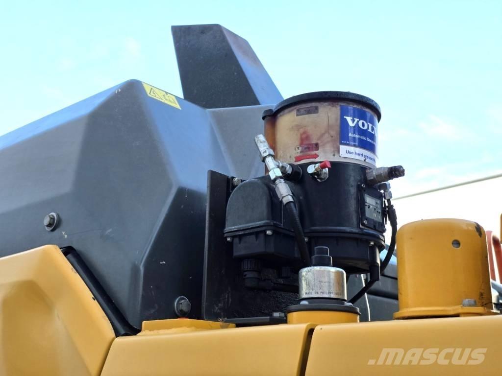 Volvo EC 140 EL Bandgrävare