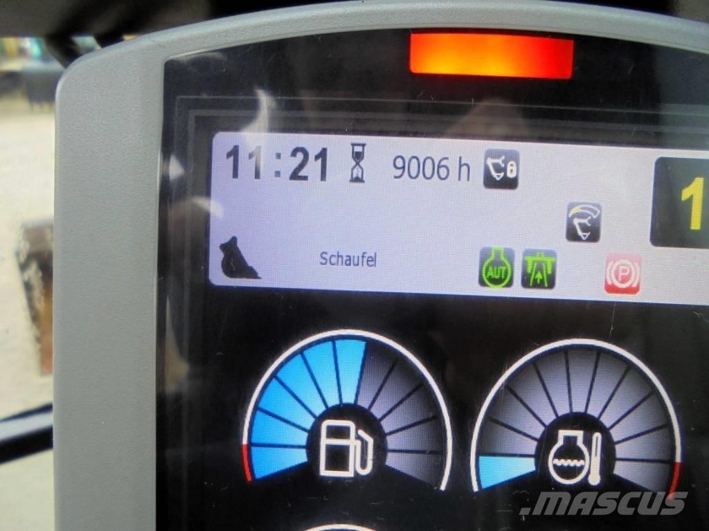 CAT M 318 F Hjulgrävare