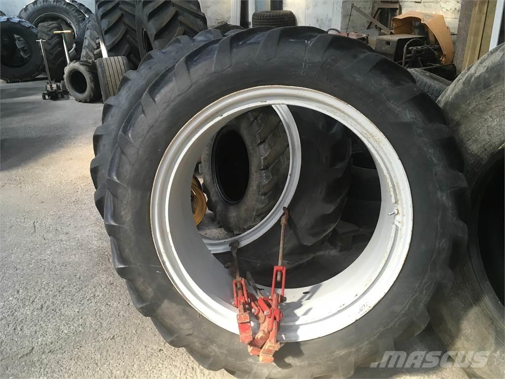  Tvillinghjul Däck, hjul och fälgar