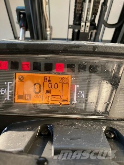 Mitsubishi FD25N3 Dieselmotviktstruckar