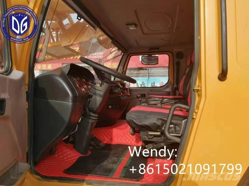 XCMG QY 100K Terrängkranar (Grov terräng)