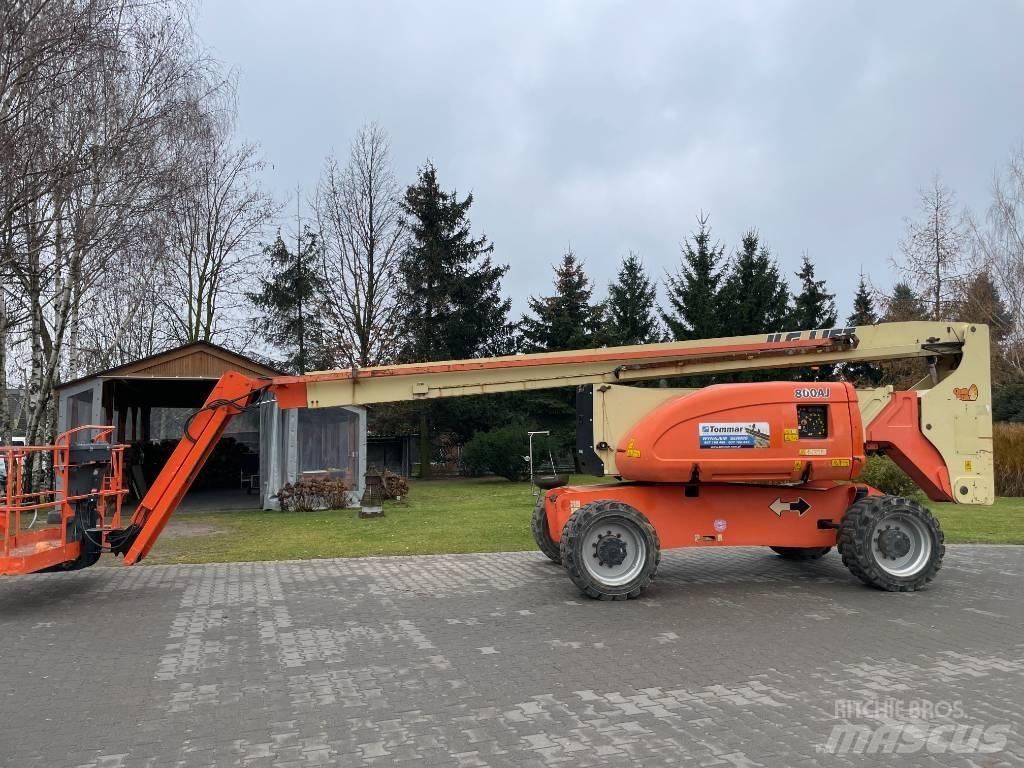 JLG 800 AJ Bomliftar