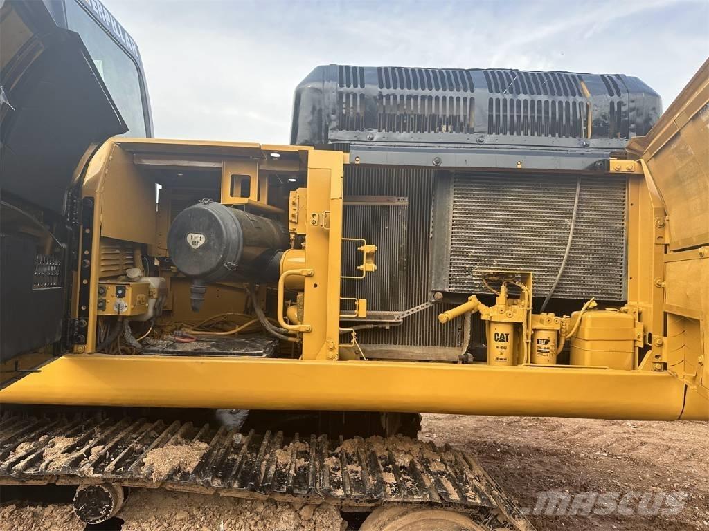 CAT 330DL Bandgrävare