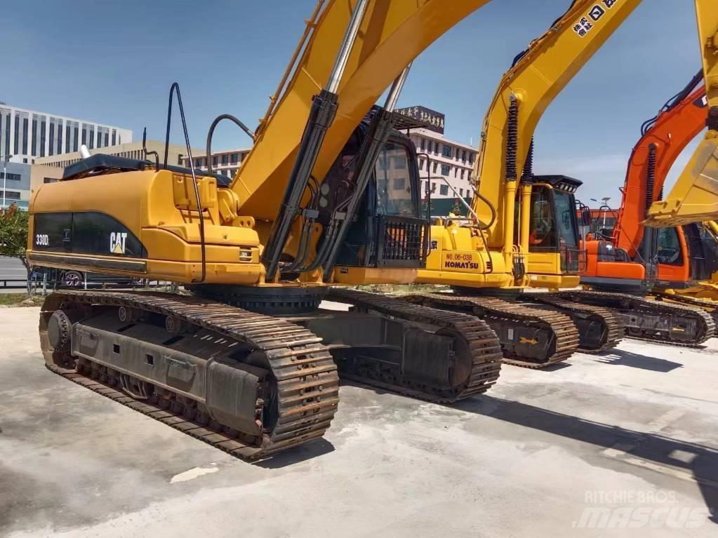 Cata-Dyne 330 Bandgrävare