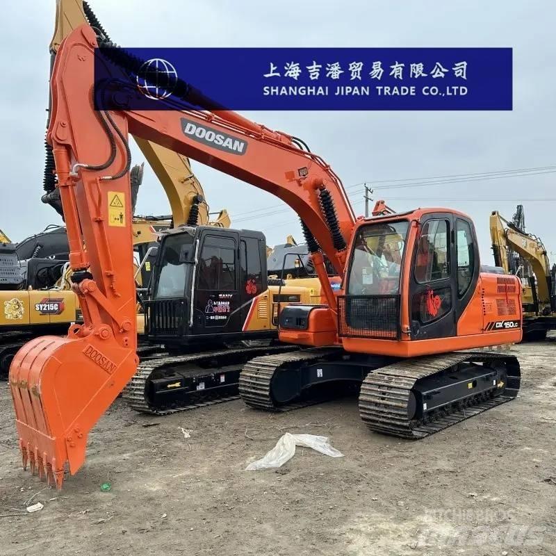 Doosan DX 150 Bandgrävare