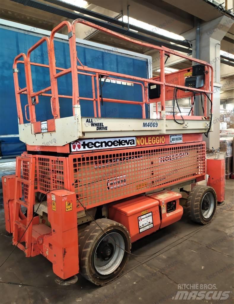 JLG M 4069 Saxliftar