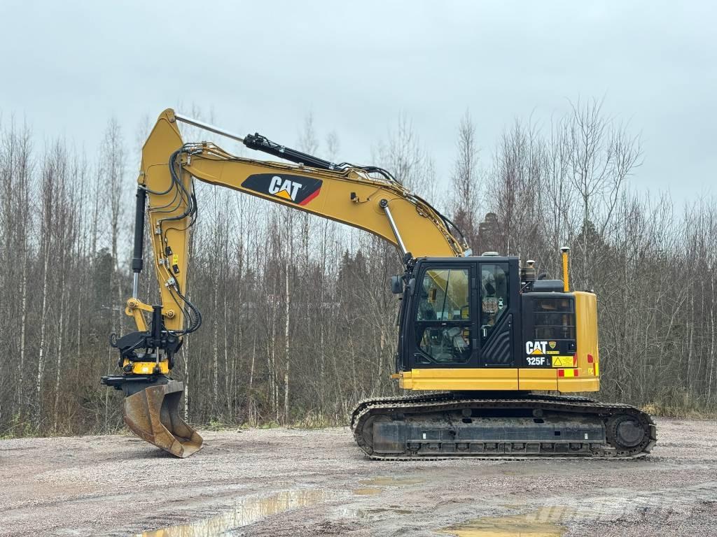 CAT 325 Bandgrävare