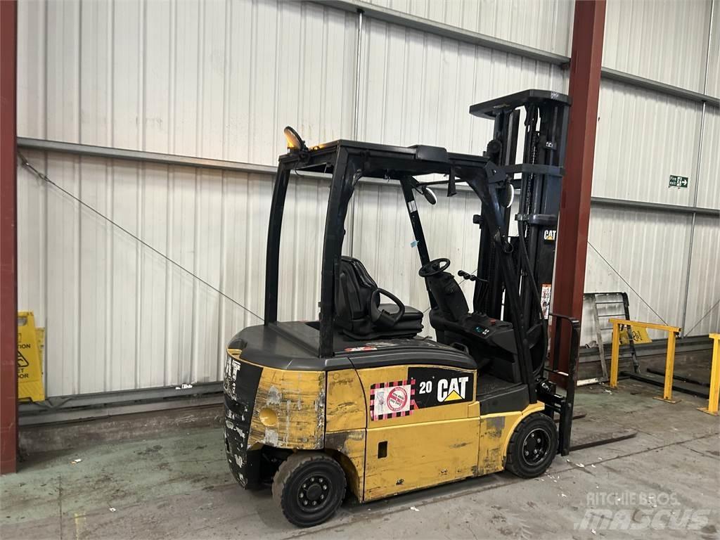 CAT EP20PN Elmotviktstruckar