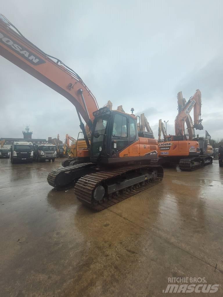 Doosan DX 210 LC-7 Bandgrävare